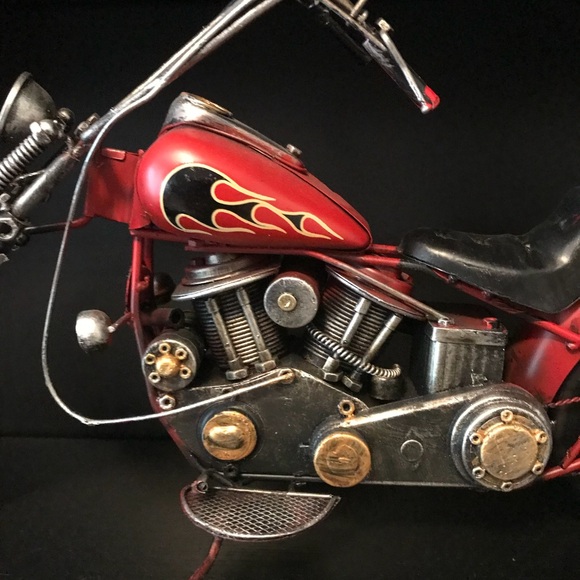Harley Davidson Motorcycle. Collectable Metal. NEW - Picture 8 of 9
